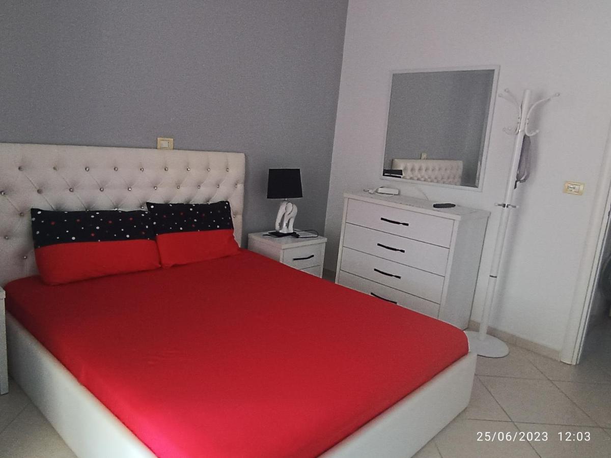 Marinela Apartment Саранде Екстериор снимка